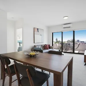  Apartment Victoria